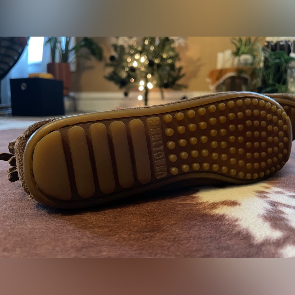Minnetonka Moccasin Booties - Picture 3 of 7